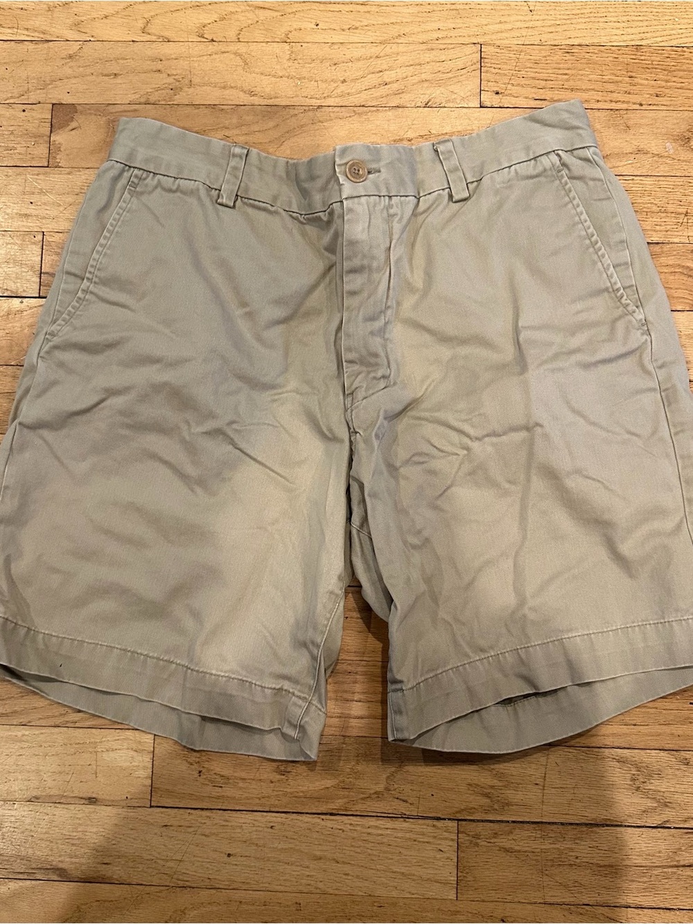 Banana Republic Men's Light Khaki Flat Front Shorts